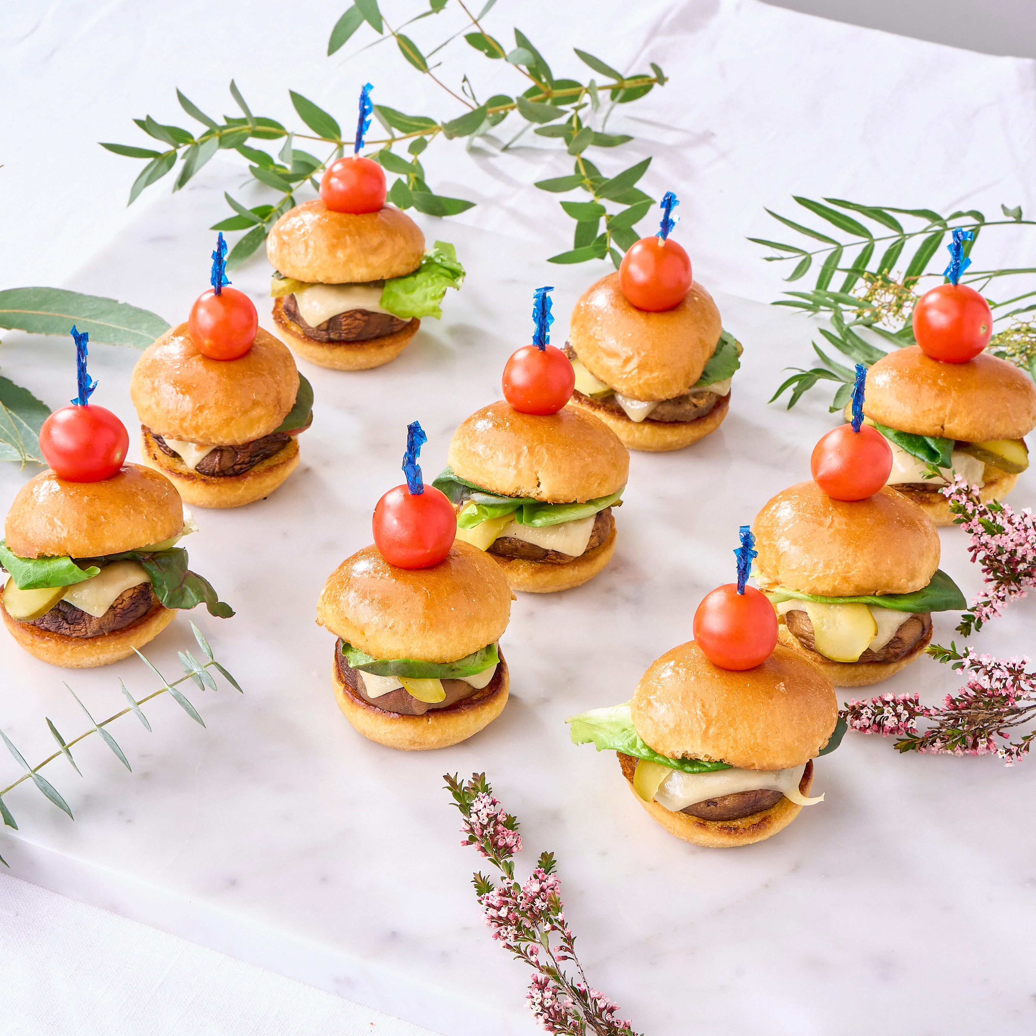 Cheeseburger Sliders (box of 9) - Image 5